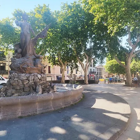 1 Bedroom Lovely In Apartamento