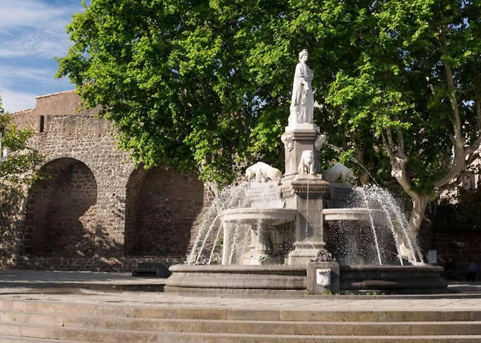 1 Bedroom Lovely In *